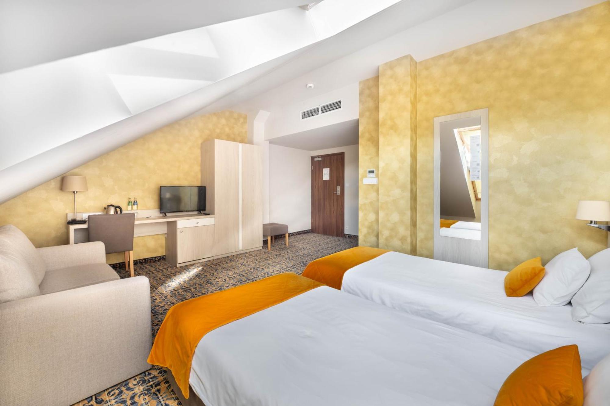 Hotel Arche 쳉스토호바 외부 사진